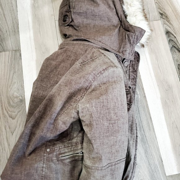 TNA St. Moritz short parka (super warm and cozy!) - Picture 5 of 16
